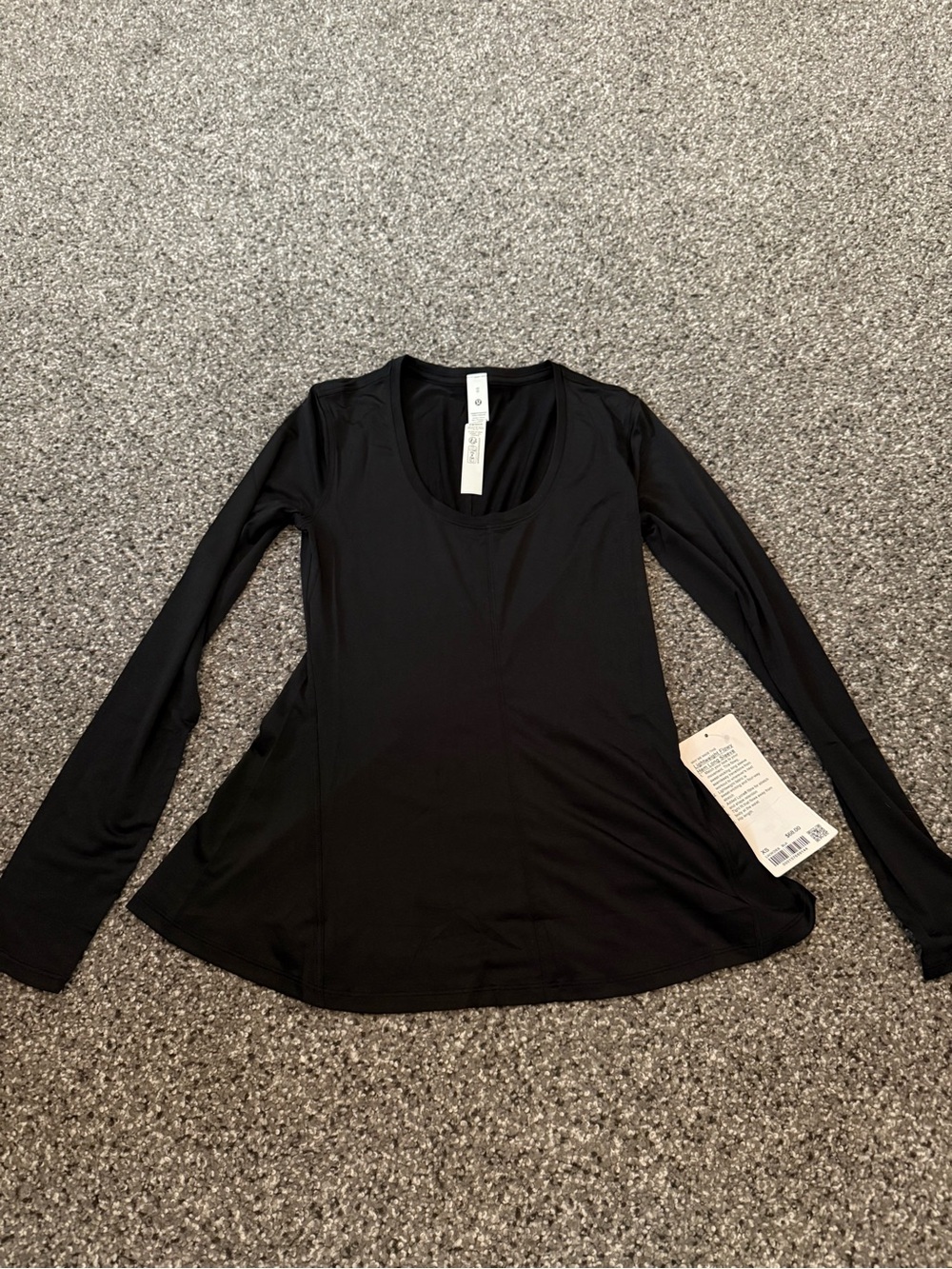 lululemon athletica Black Long-Sleeve Scoop Neck Performance Top